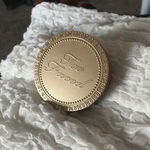 Too Faced Milk Chocolate Soleil Bronzer